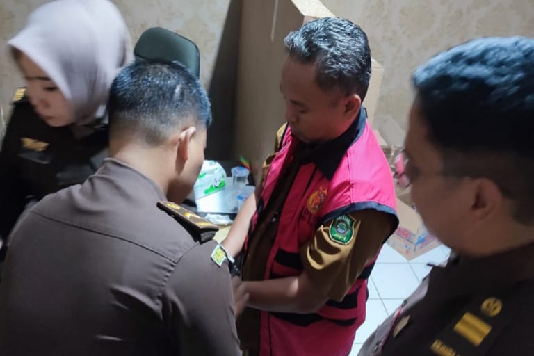 Pembangunan Pasar Dande Dandere Diduga Tak Sesuai Bestek, Pejabat BKAD Takalar Tersangka