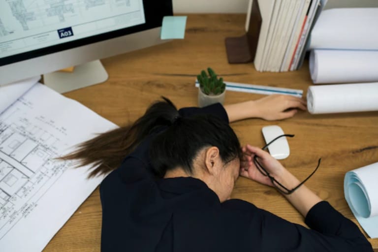 Ternyata Begini Cara Tidur Siang di Kantor Agar Makin Sehat, Cuman 30 Menit