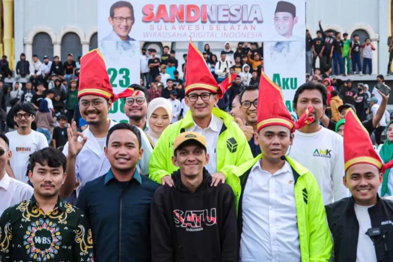 Sandiaga Motivasi Milenial Makassar Sukses di Masa Muda