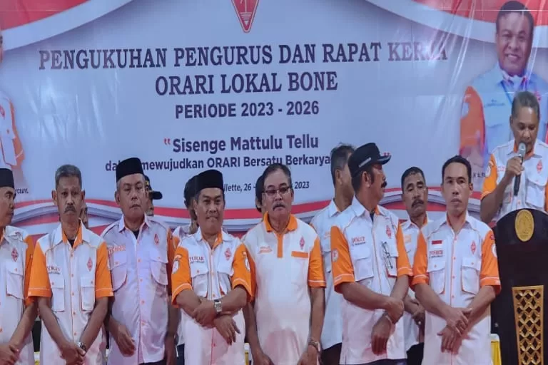 Bupati Fahsar Kukuhkan Pengurus ORARI Lokal Bone Periode 2023-2026