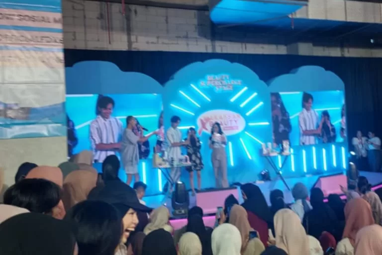 100 Brand Kecantikan Bertajuk Family Daily X Beauty 2023 Hadir di Trans Studio Mall Makassar