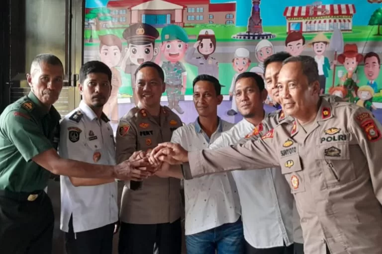 Kapolres Sinjai Luncurkan Program Warkop dan Kantor Kamtibmas, Wujudkan Situasi Aman Kondusif