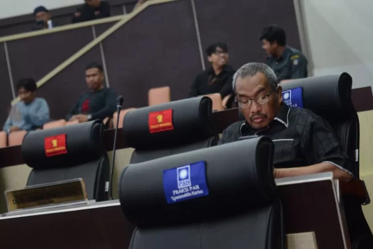 DPRD Sulsel Desak Pemprov Kembalikan Posisi Abdul Hayat Gani