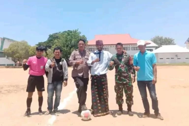 3 Kabupaten Manggarai Gelar Turnamen Sepak Bola di UNM