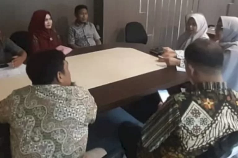 Bappeda Makassar dan Bulukumba Diskusi dan Sharing Program