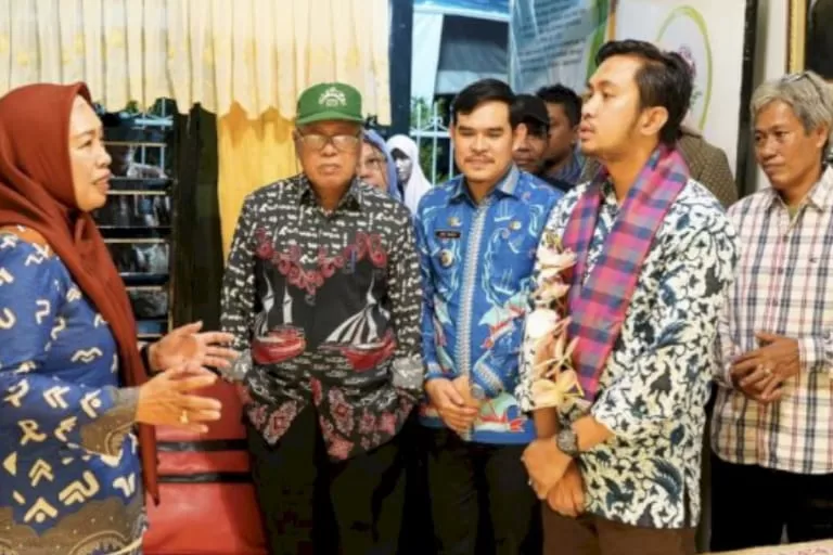 Camat Mamajang Terima Kunjungan Lapangan Tim Verifikasi Penyelenggaraan KKS Tingkat Nasional