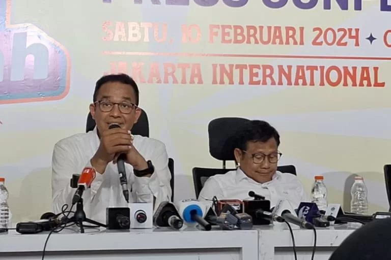 Anies Duga Ada Sabotase, Imbas Wartawan Susah Sinyal di JIS