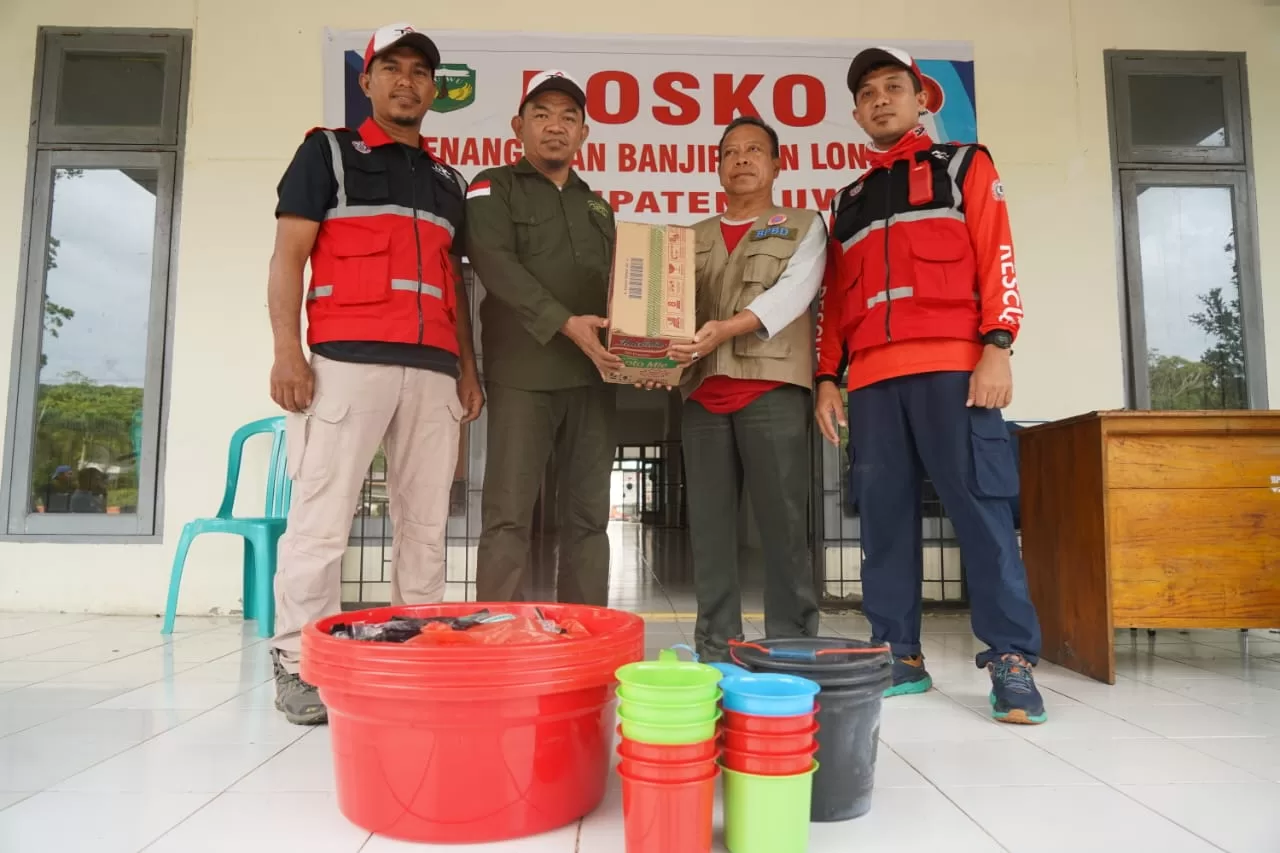 PT Semen Tonasa Turunkan Tim, Bantu Korban Banjir Luwu