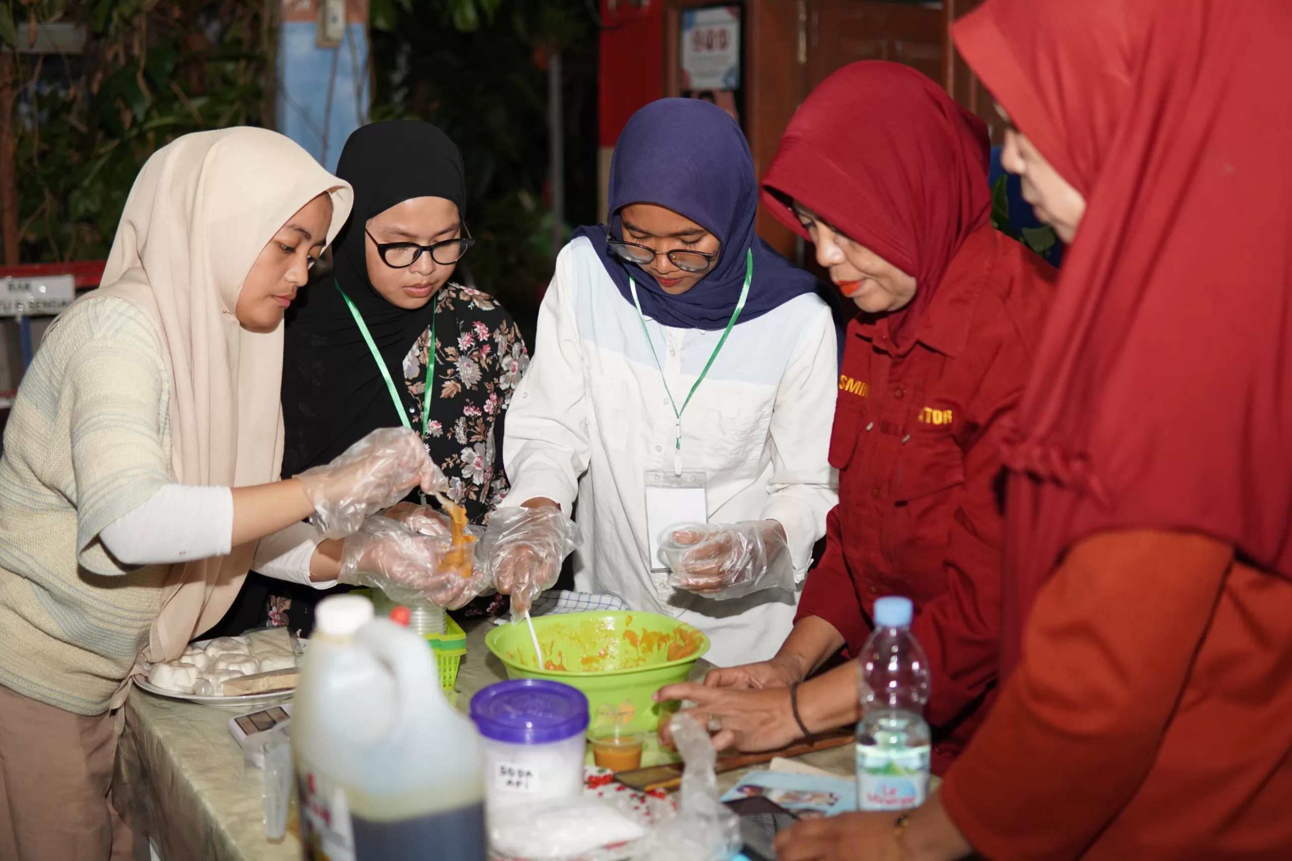 Mahasiswa UIN Kunjungan ke Longwis Silves, Belajar Membuat Sabun dari Minyak Jelantah