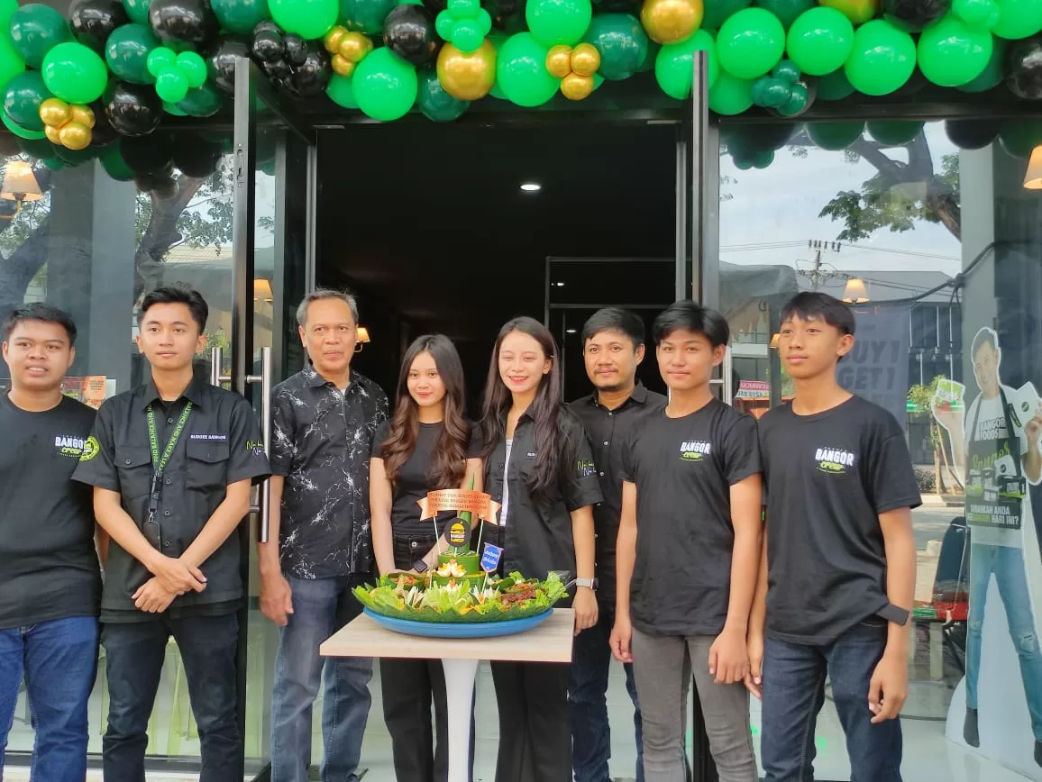 Grand Opening Burger Bangor Tanjung Bunga, Beli 1 Gratis 1