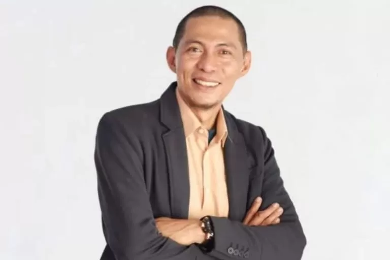 Membaca Azhar di Makassar