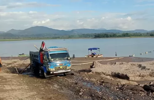 Penambangan Ilegal Kembali Marak di Genangan Waduk Bili-bili, Oknum TNI Diduga Terlibat