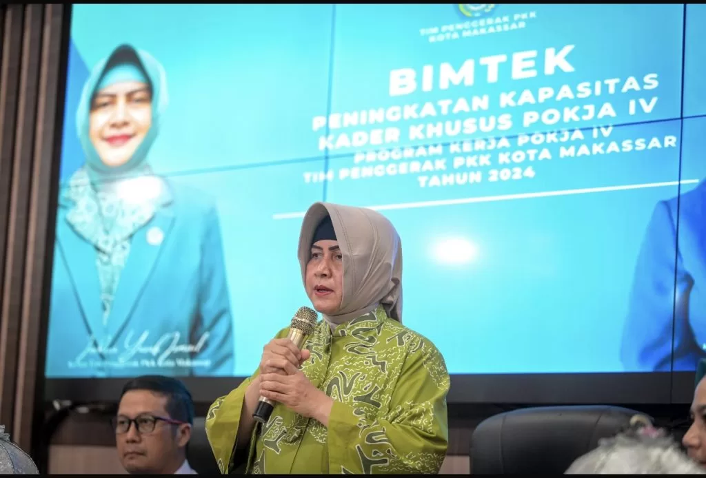 Perubahan Longwis, Indira: Luar Biasa