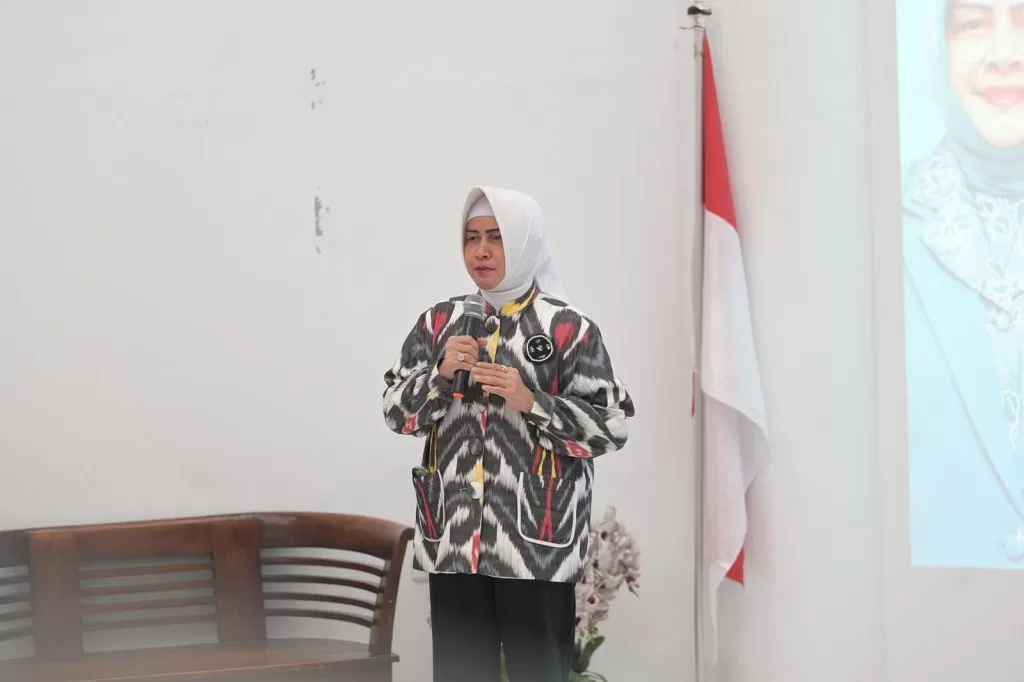 Indira Puji Longwis Agatis, Pengelolaan Maksimal