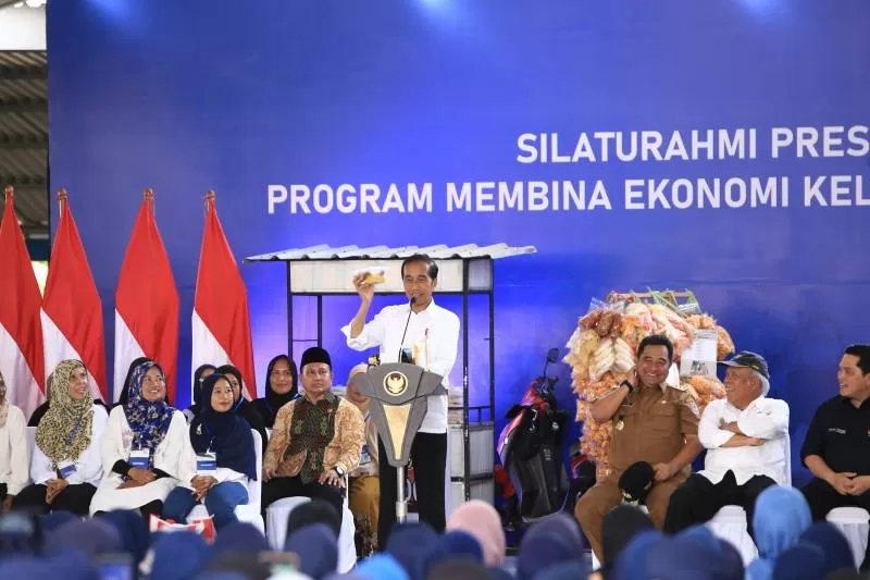 Presiden Jokowi Berpesan agar Nasabah PNM Mekaar Konsisten dalam Berusaha