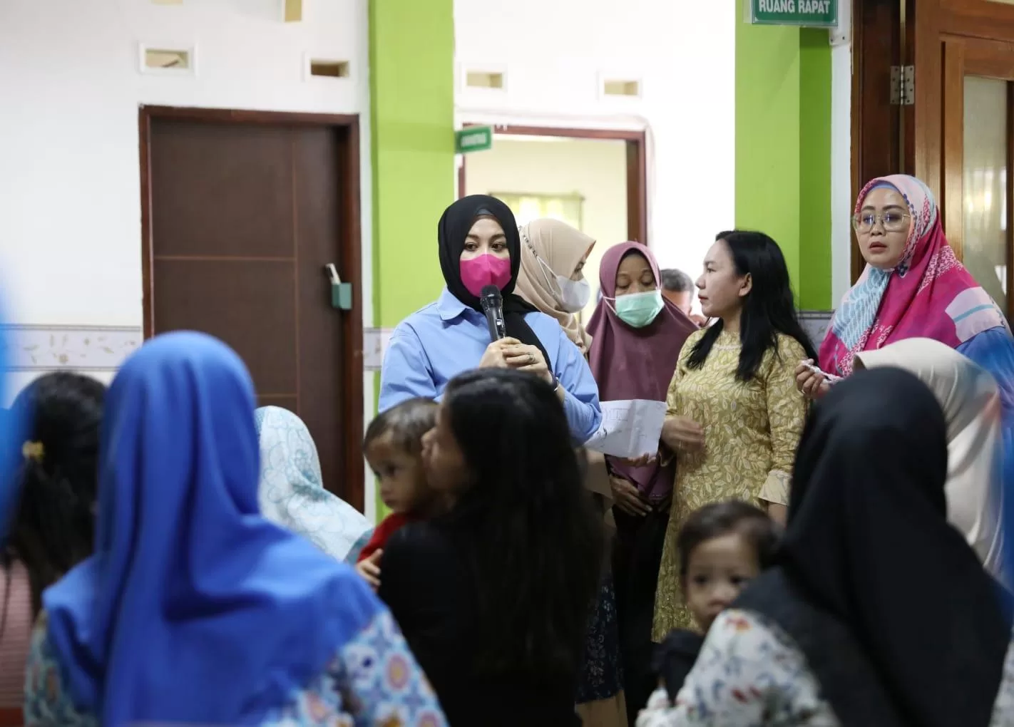 Konsen Zero Stunting, Fatmawati Distribusikan Bantuan Telur